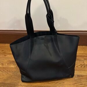 Large black LuLuLemon tote bag